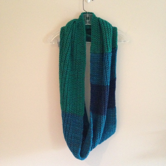 Blue and Green Striped Knit Circle Scarf - Picture 3 of 6